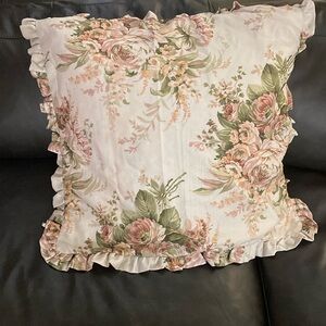 Royal Court Home ESTELLE Floral Euro Sham with Ruffle Trim, 26” x 26” NIP